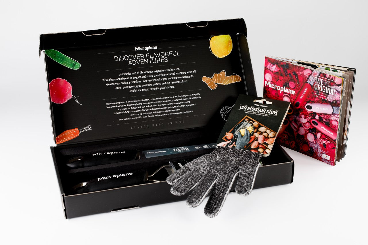 Microplane Gourmetreiben-Set mit Schutzhandschuh - 2 Reiben plus Handschuh Geschenkset