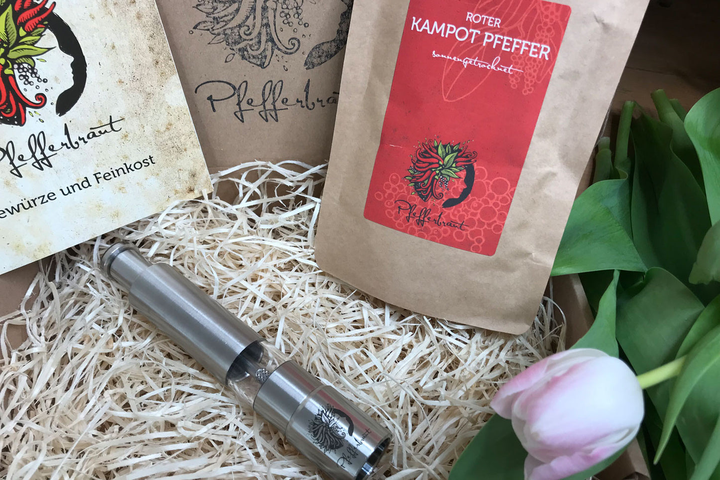 Mühlen-Set mit rotem Kampot Pfeffer
