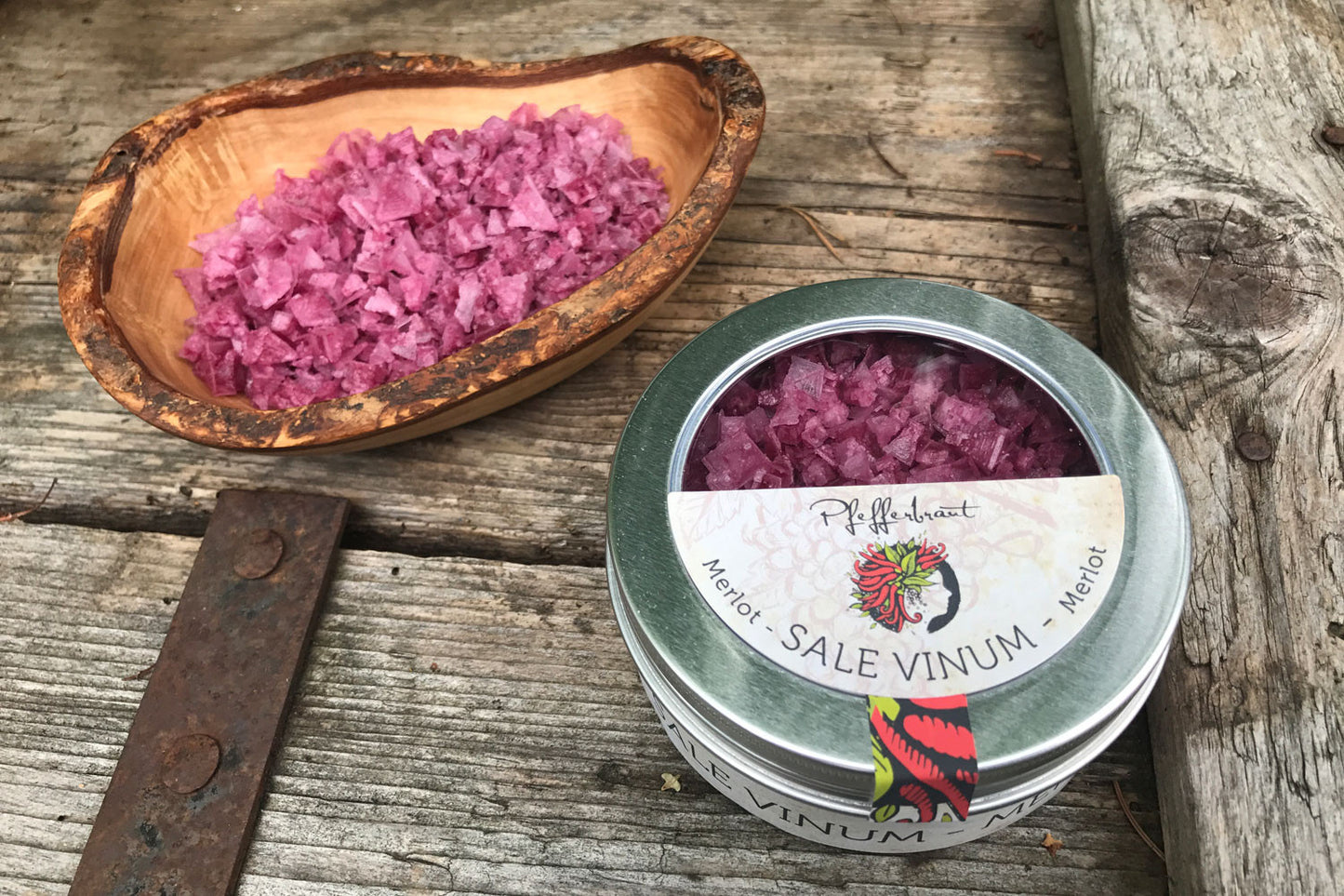 Geschenkset Mühle mit schwarzem Kampot Pfeffer und Sale vinum
